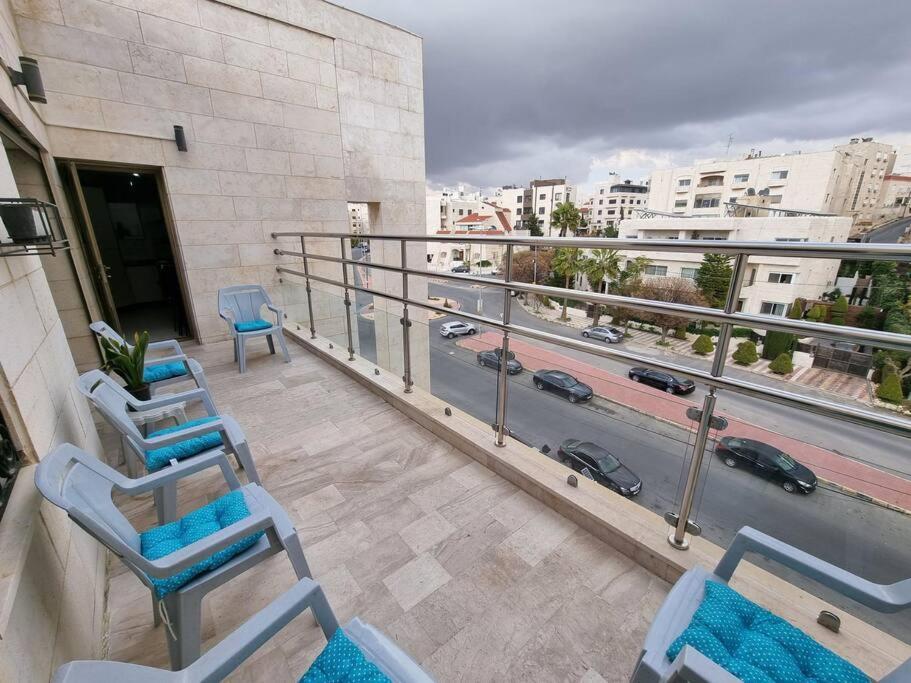 Deir Ghbar 3 Rooms Apart Amman Ngoại thất bức ảnh